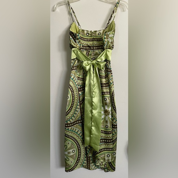 Empire Waisted Chartreuse Satin Mod Dress Sash Belt Adjustable Straps Sz 3/4 - Picture 9 of 9